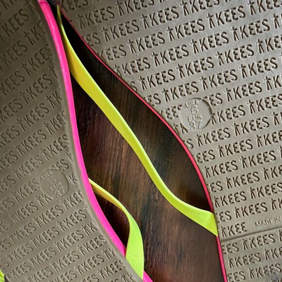 TKEES Neon Tips Flip Flop Sandals Pink Blue Leather Thong - Picture 9 of 9